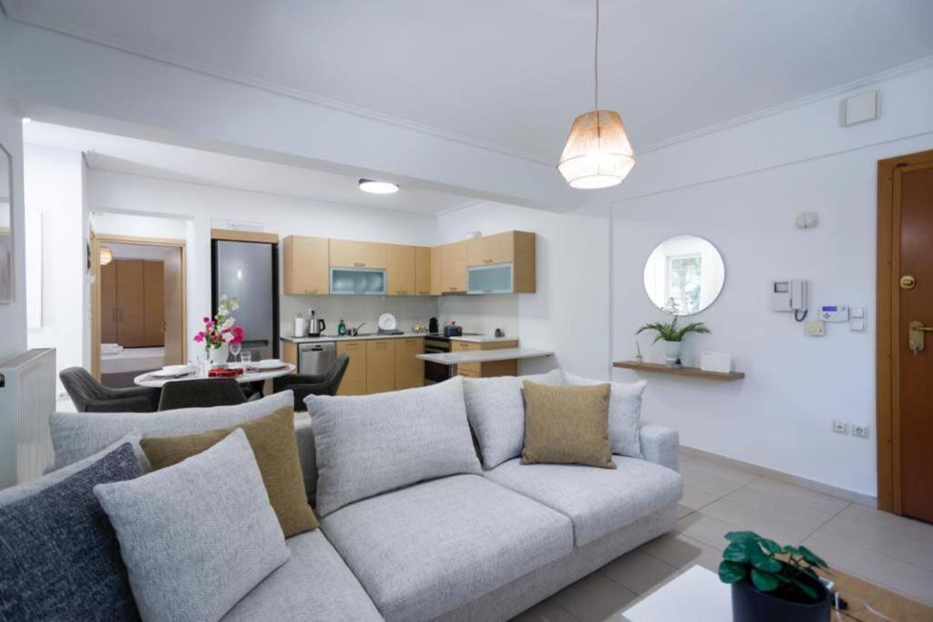 Pame Rentals - Cozy Glyfada Stay With Free Parking Atény Exteriér fotografie