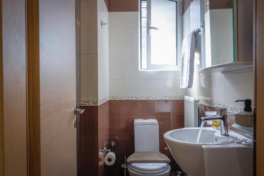 Pame Rentals - Cozy Glyfada Stay With Free Parking Atény Exteriér fotografie